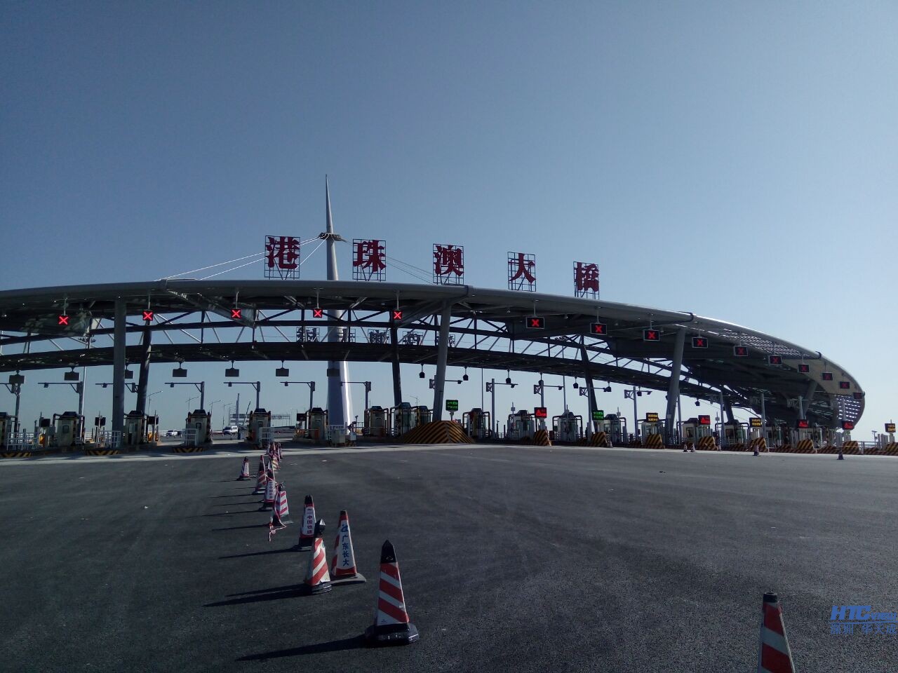 港珠澳大桥网络传输系统首选—AG贵宾会光端机 港珠澳大桥网络传输系统首选—AG贵宾会光端机